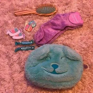 Bags | New Sugar Bear Backpack With New Accessories Included  display picture 3